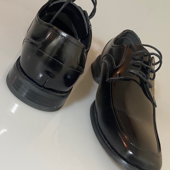 Dress shoes - Picture 4 of 4